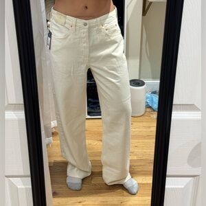 Universal Thread Women's Off-White Baggy Jeans